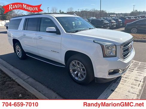 Used 2019 GMC Yukon XL SLT w/ HD Trailering Package image 2