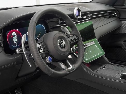 New 2025 Maserati Grecale Modena image 7