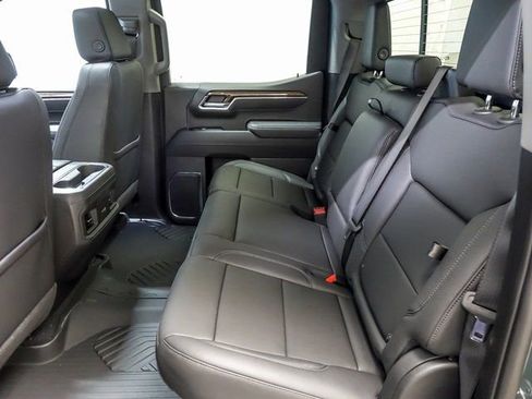 New 2026 Chevrolet Silverado 1500 LT Trail Boss w/ LT Trail Boss Premium Package AWD/4WD image 17