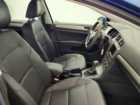 Used 2015 Volkswagen Golf TDI S FWD image 23
