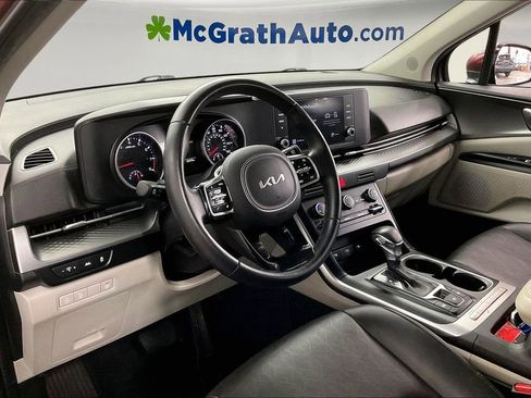 Used 2022 Kia Carnival LX w/ Paint Protection Package FWD image 14