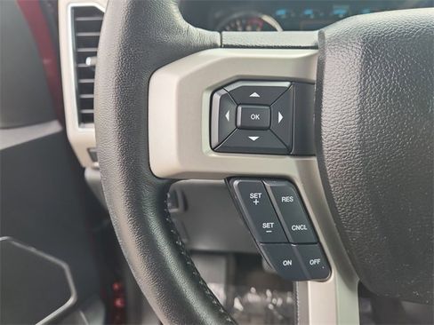 Used 2017 Ford F150 Lariat image 22