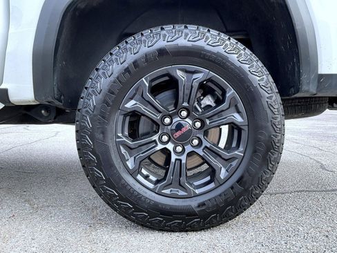 Used 2024 GMC Canyon Elevation w/ Trailering Package image 22