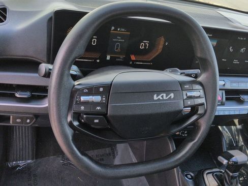 Used 2025 Kia K4 FWD image 20