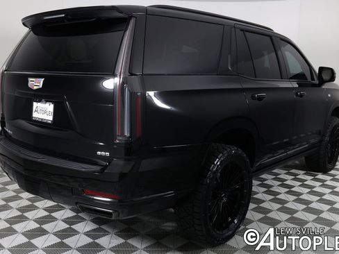 Used 2026 Cadillac Escalade Platinum Sport w/ LPO, Floor Liner Package image 5