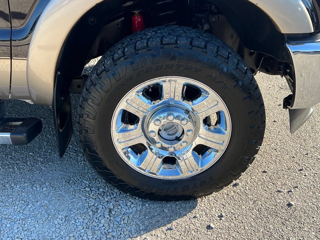Used 2013 Ford F250 Lariat w/ Chrome Pkg AWD/4WD image 10