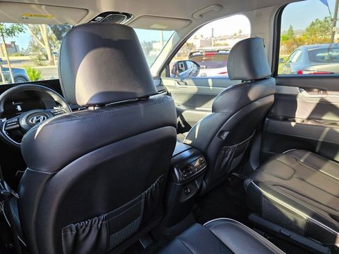 Certified 2023 Hyundai Palisade SEL image 17
