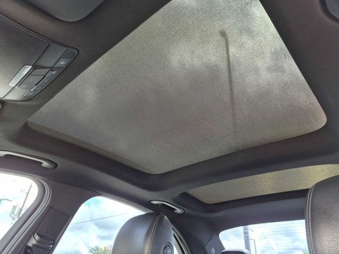 Used 2019 Mercedes-Benz C 300 Sedan image 12