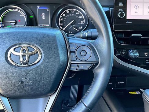 Used 2023 Toyota Camry SE image 23