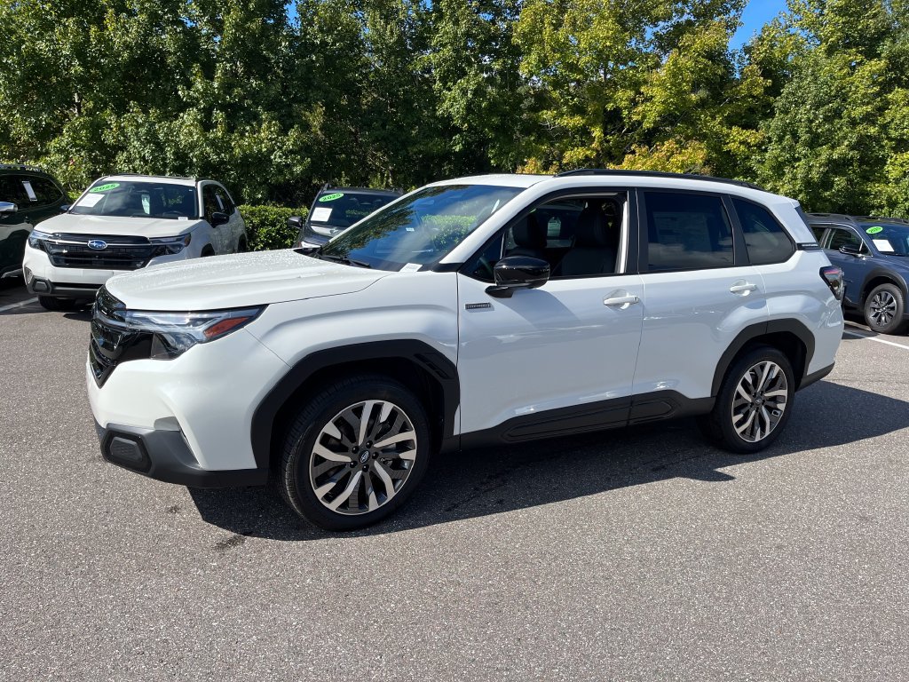 New 2026 Subaru Forester Touring AWD/4WD image 3
