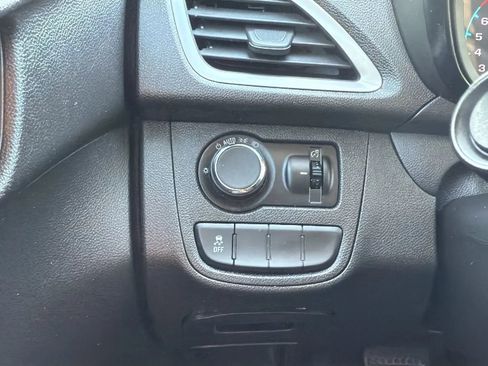 Used 2021 Chevrolet Spark LS image 13