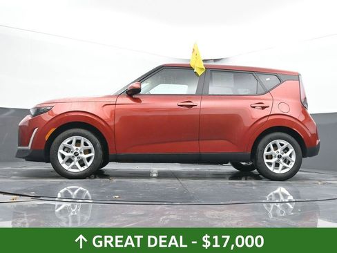 Used 2025 Kia Soul LX w/ LX Technology Package FWD image 51