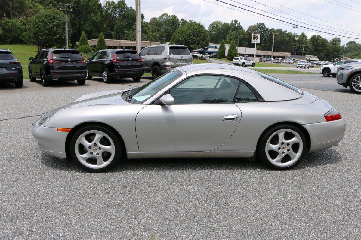 Used 2000 Porsche 911 Cabriolet image 2