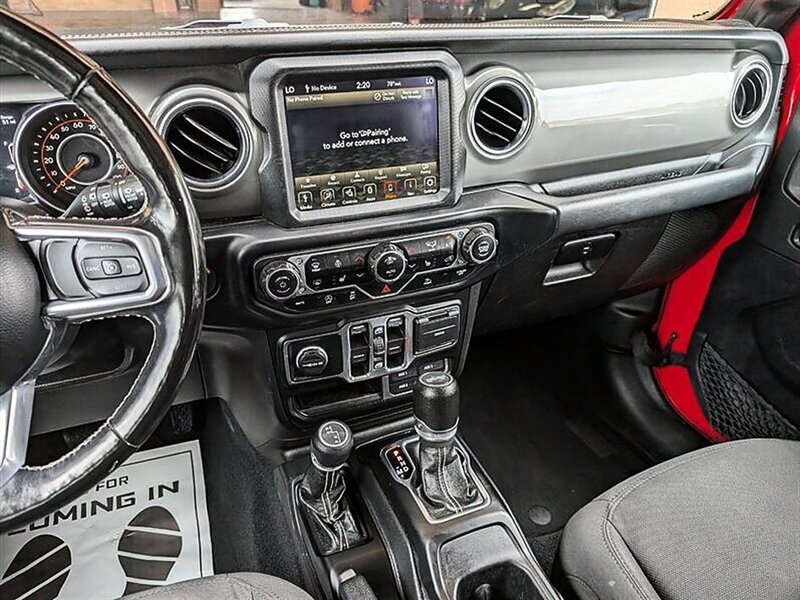 Used 2023 Jeep Wrangler Unlimited Sahara w/ Cold Weather Group AWD/4WD image 23
