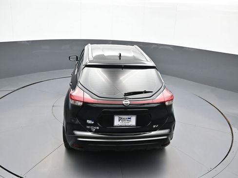 Used 2023 Nissan Kicks SV image 38