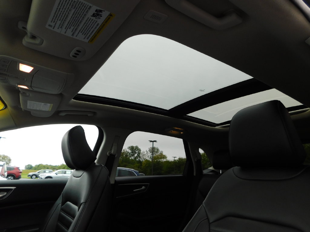 Used 2024 Ford Edge SEL w/ Convenience Package AWD/4WD image 12
