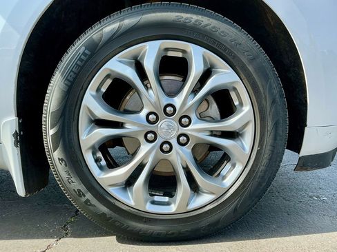 Used 2020 Buick Enclave Avenir w/ Avenir Technology Package image 21