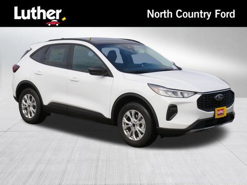Used 2025 Ford Escape Active w/ Active Premium Tech Pack image 1
