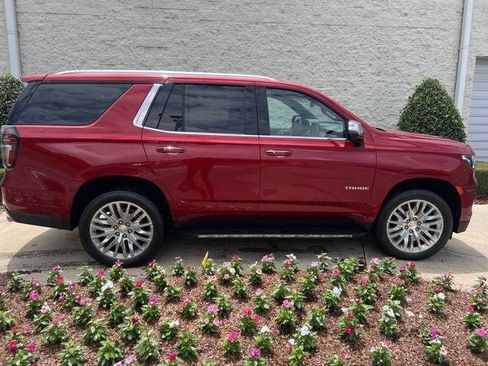 Used 2024 Chevrolet Tahoe Premier AWD/4WD image 24