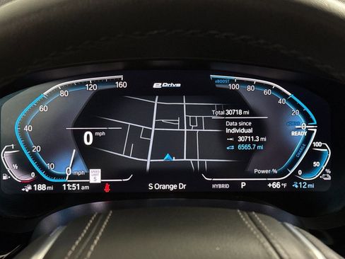 Certified 2023 BMW 530e w/ Convenience Package image 19