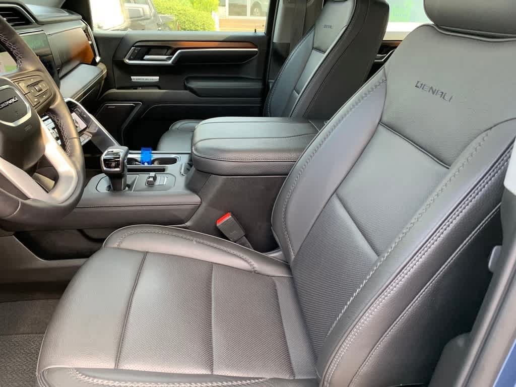 Used 2026 GMC Sierra 1500 Denali AWD/4WD image 19