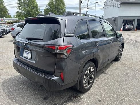Certified 2025 Subaru Forester Premium AWD/4WD image 3