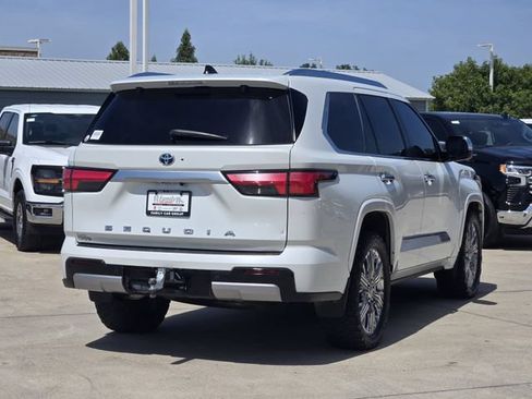 Used 2024 Toyota Sequoia Capstone AWD/4WD image 4