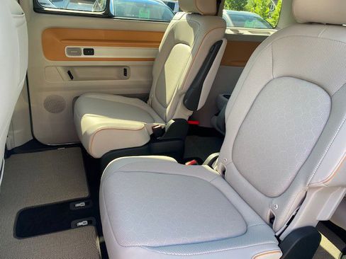 New 2025 Volkswagen ID. Buzz Pro S Plus image 8
