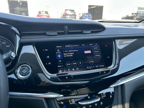 Used 2024 Cadillac XT6 Sport w/ Technology Package AWD/4WD image 24