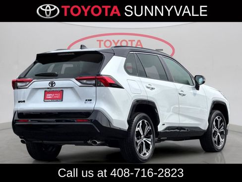 Used 2025 Toyota RAV4 XSE w/ Weather Package image 4