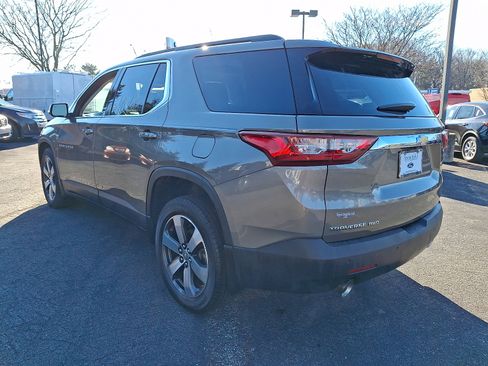 Used 2020 Chevrolet Traverse LT w/ LT Premium Package image 5