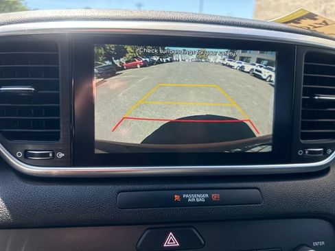 Used 2021 Kia Sportage S AWD/4WD image 24
