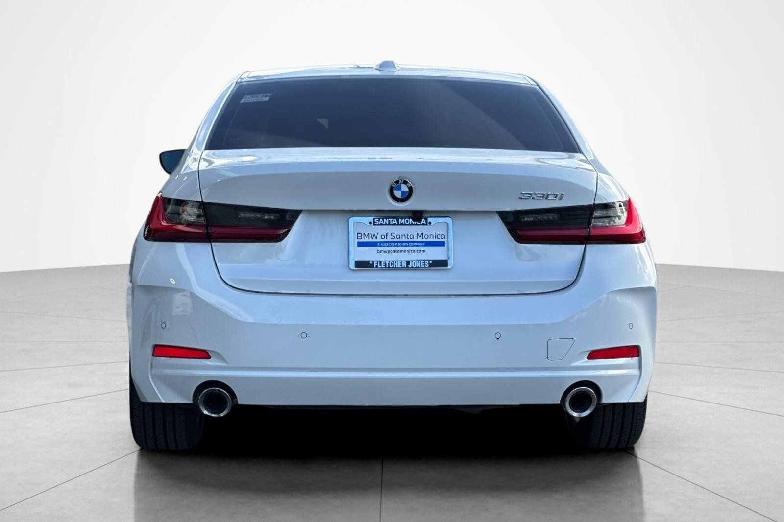 Used 2023 BMW 330i Sedan w/ Driving Assistance Package RWD image 4