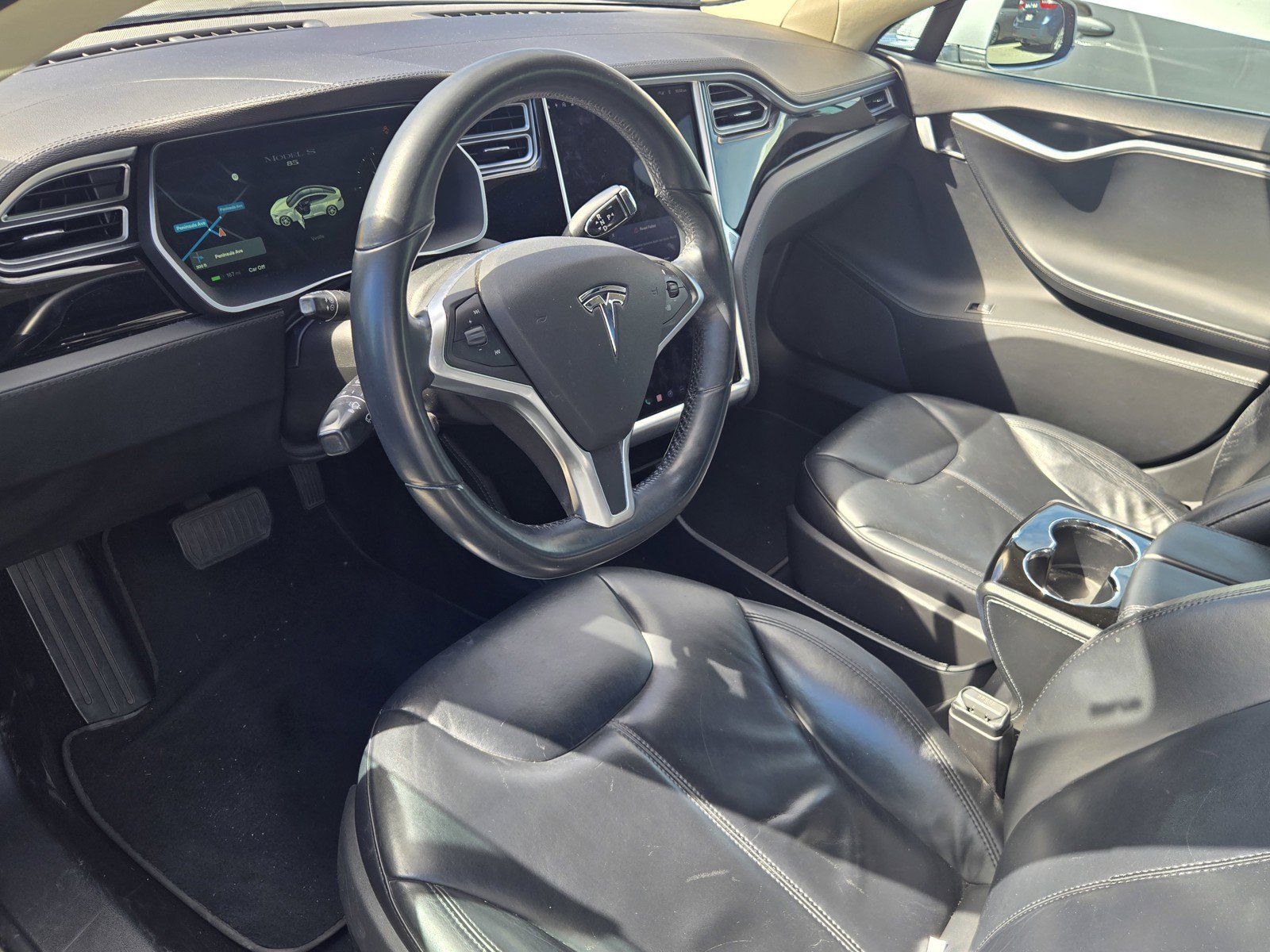 Used 2014 Tesla Model S 85 RWD image 4