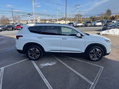 Used 2019 Hyundai Santa Fe AWD image 16