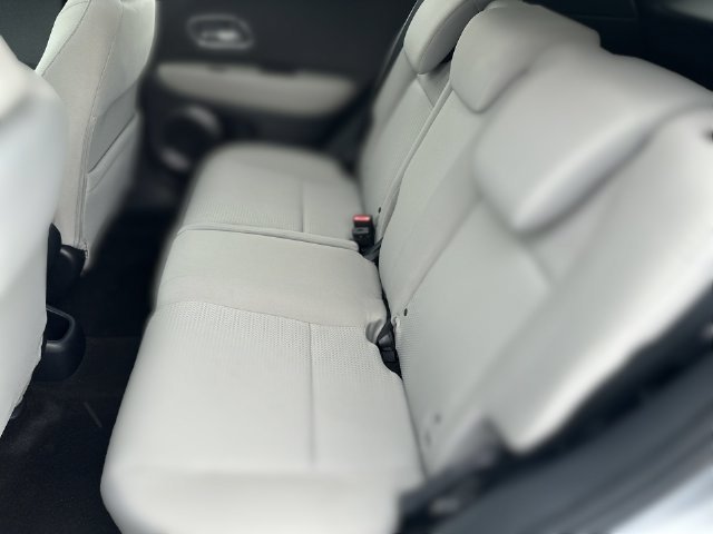 Used 2022 Honda HR-V EX image 33