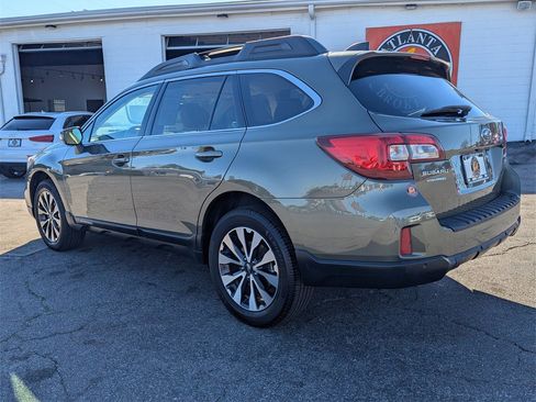 Used 2017 Subaru Outback 3.6R Limited image 8