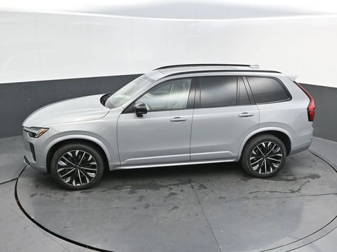 New 2026 Volvo XC90 B6 Ultra w/ Lounge Package AWD/4WD image 24