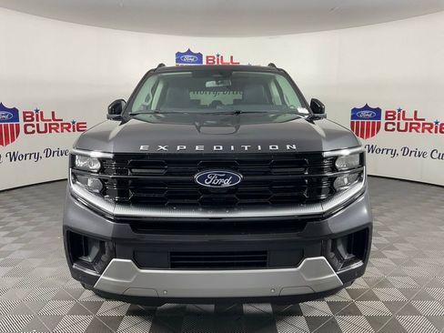New 2026 Ford Expedition Max Platinum w/ Driver's Package AWD/4WD image 8