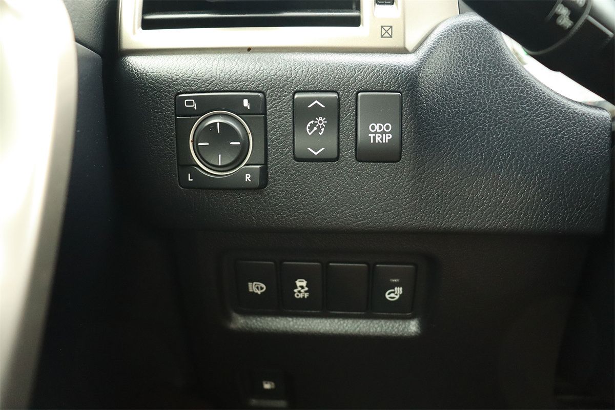 Used 2014 Lexus GX 460 Luxury AWD/4WD image 31