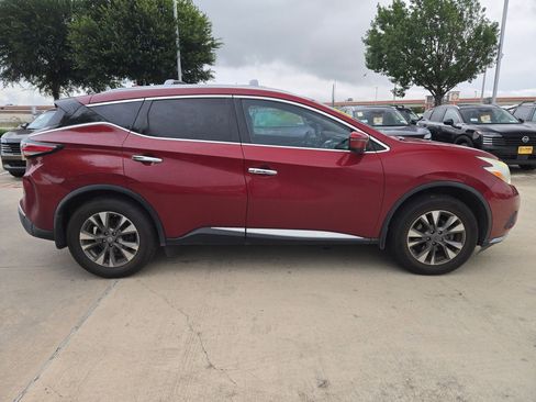 Used 2017 Nissan Murano SL w/ Cargo Package FWD image 2