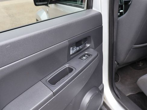 Used 2009 Jeep Liberty Rocky Mountain AWD/4WD image 16
