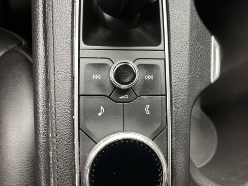 Used 2019 Cadillac XT4 Sport AWD/4WD image 17
