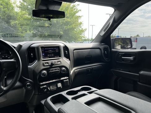 Used 2024 Chevrolet Silverado 1500 Custom Trail Boss AWD/4WD image 24