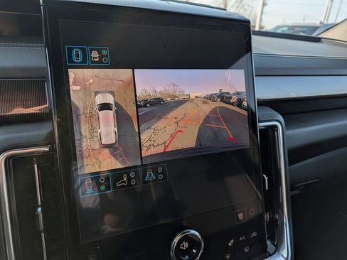 Used 2026 GMC Yukon XL Elevation w/ LPO, Floor Liner Package image 18