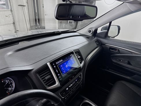 Used 2019 Honda Ridgeline RTL-T image 6
