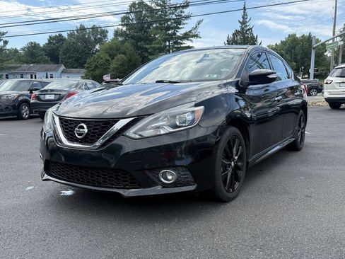 Used 2017 Nissan Sentra SR w/ SR Midnight Edition FWD image 4