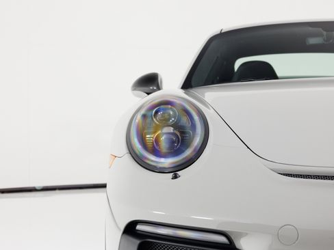 Used 2018 Porsche 911 GT3 RWD image 59
