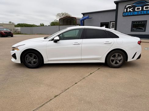 Used 2023 Kia K5 LXS image 8