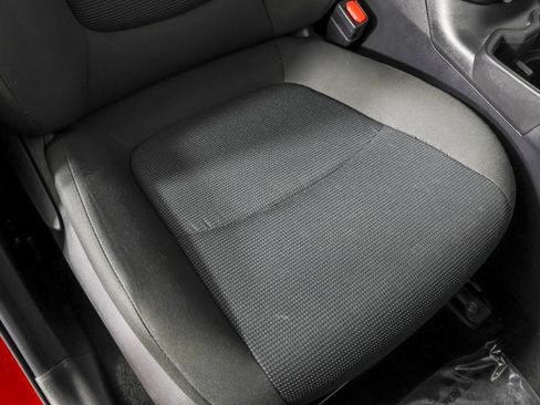 Used 2022 Toyota RAV4 LE AWD/4WD image 45
